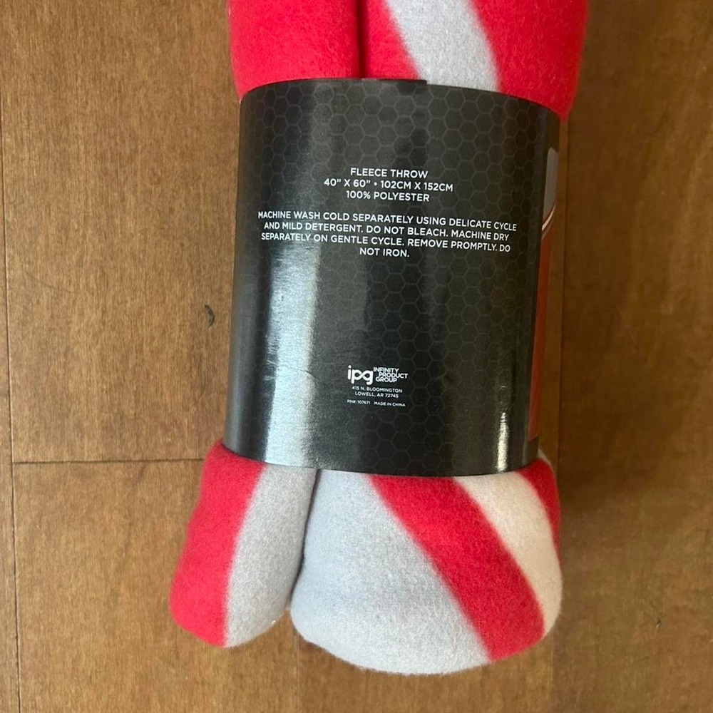 Ohio State red fleece throw blanket - Picture 2 of 3